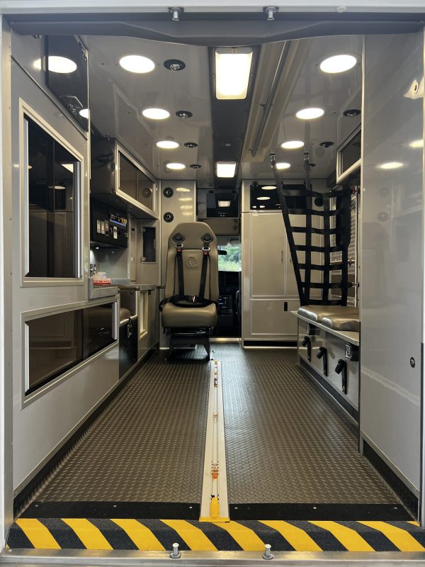 2023 Chevrolet G4500 AEV ReMAN (# 7443) - Image 20