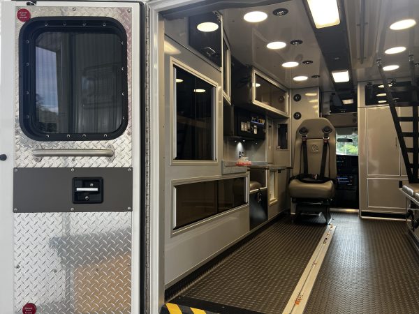 2023 Chevrolet G4500 AEV ReMAN (# 7443) - Image 21