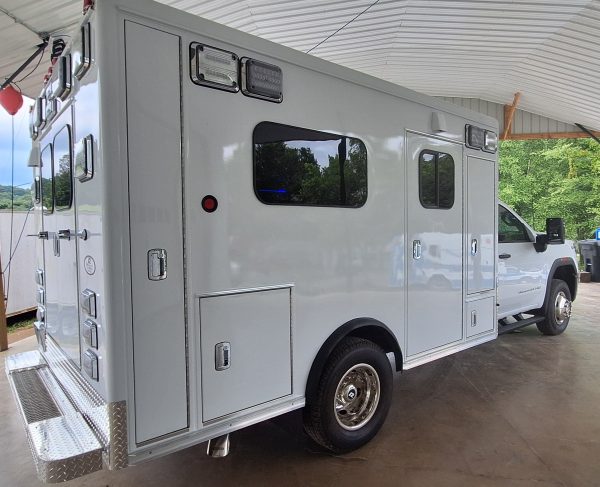 2024 GMC 3500HD McCoy Miller ReMAN (#6199) - Image 6