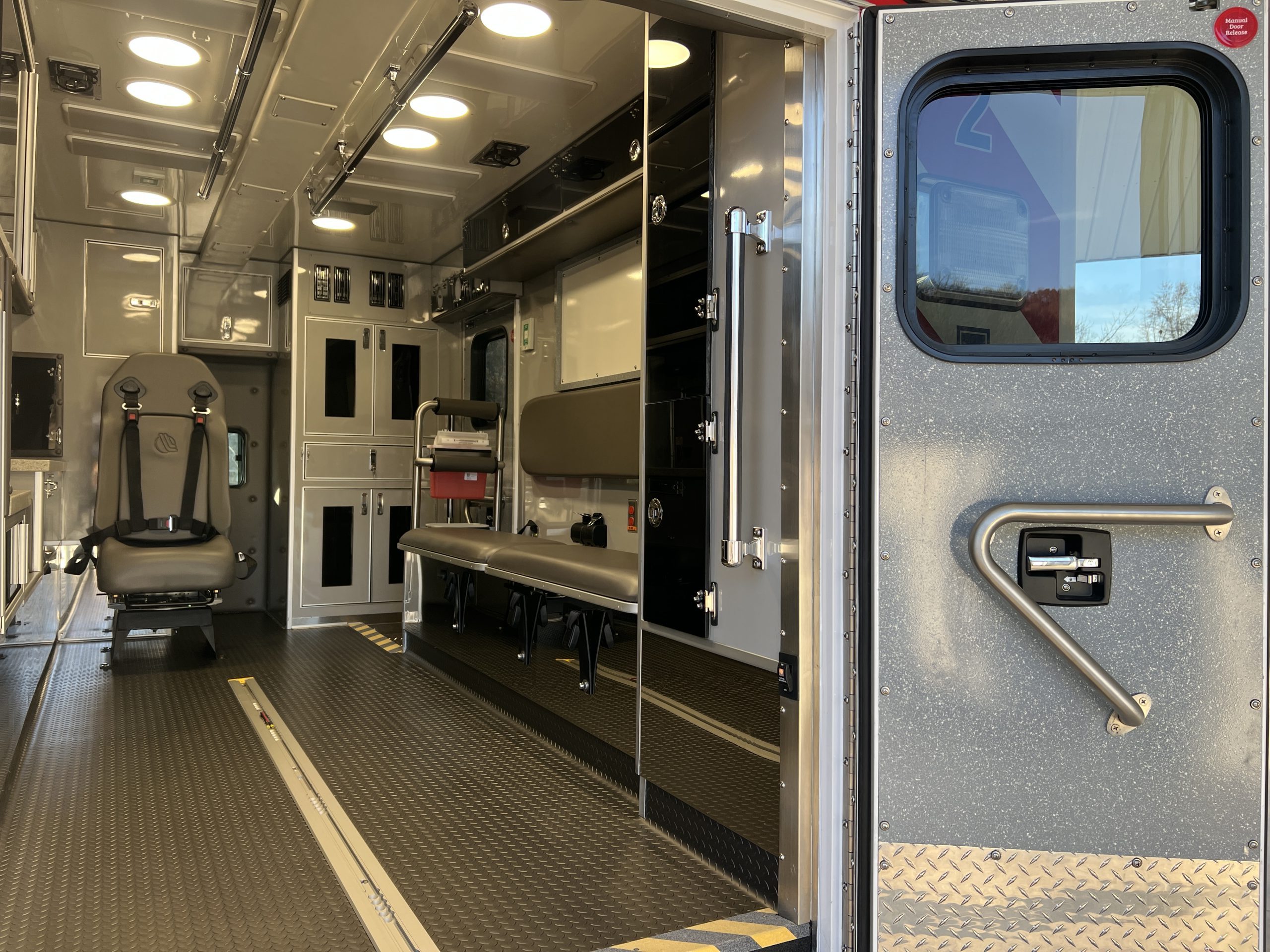 2024 Ford F550 4x4 McCoy Miller ReMAN (# 6129) - Image 15