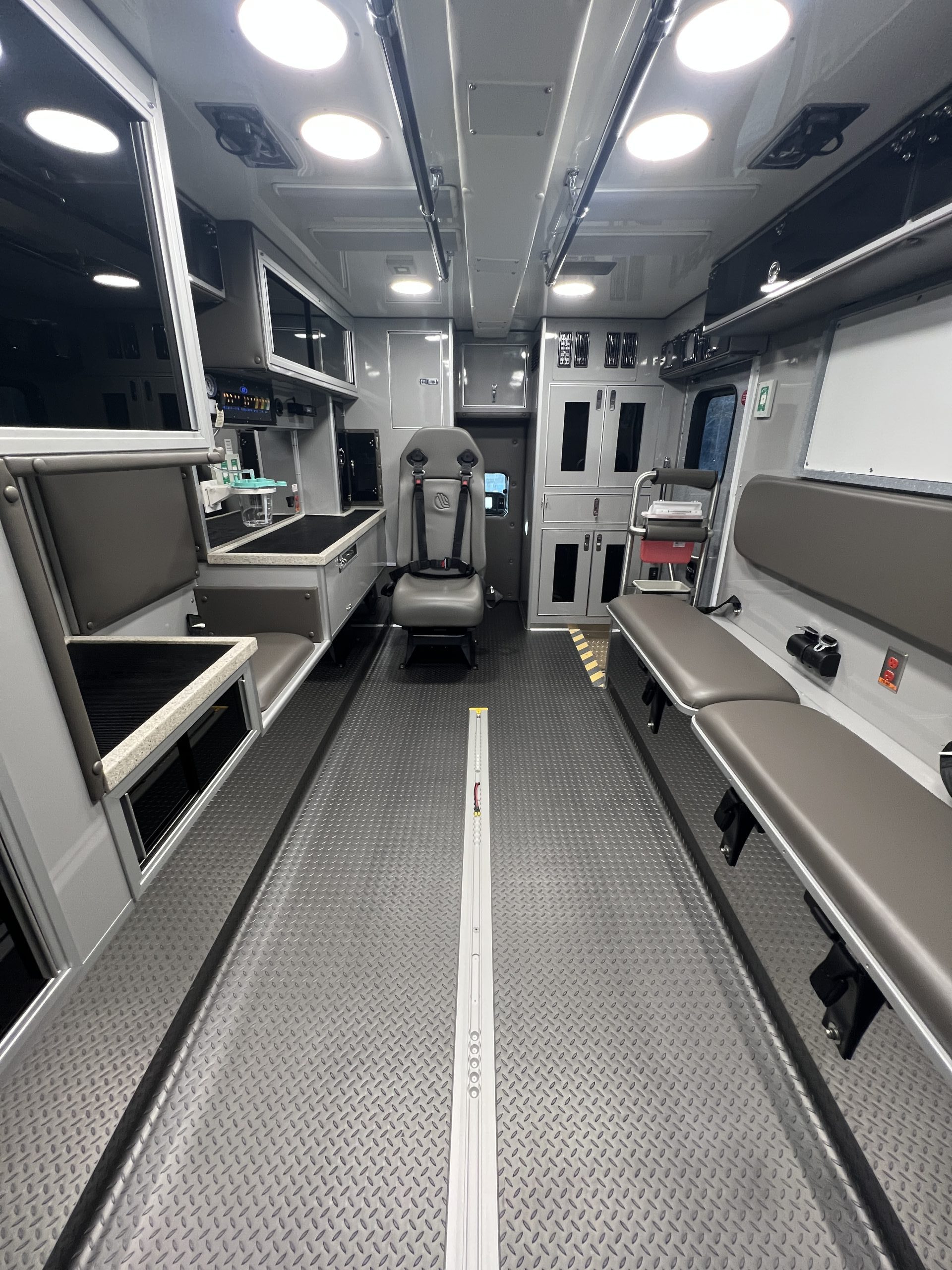 2024 Ford F550 4x4 McCoy Miller ReMAN (# 6129) - Image 12