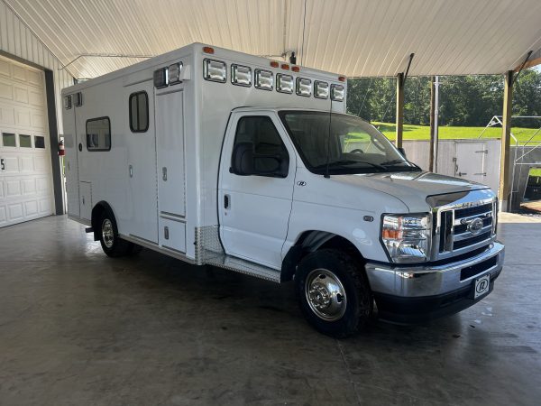 2024 Ford E450 McCoy Miller ReMAN (# 0988) - Image 2