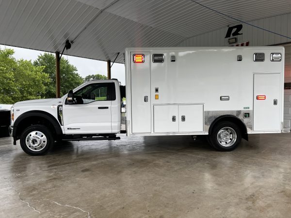 2024 Ford F550 Horton ReMAN (# 6309) - Image 2
