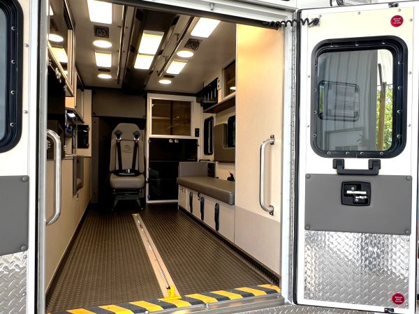2024 Ford E450 PL Custom ReMAN (# 8414) - Image 20
