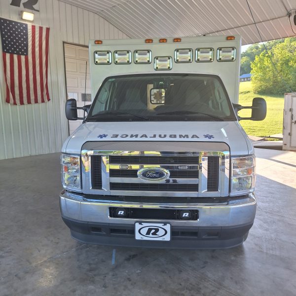 2024 Ford E450 Medtec ReMAN (# 5926) - Image 12