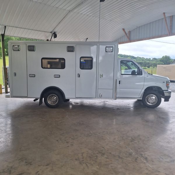 2026 Ford E450 Horton ReMAN (# 0470) - Image 6