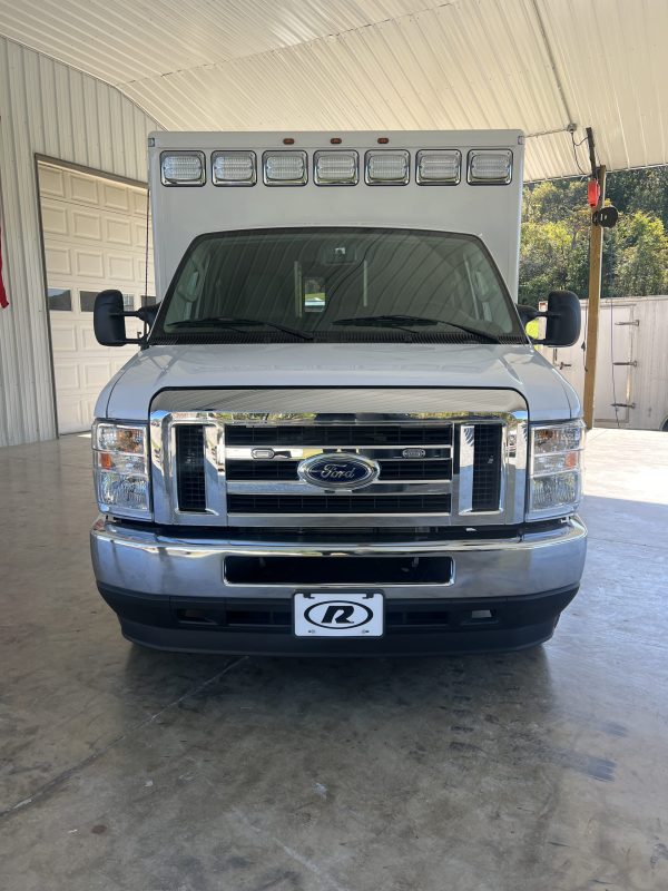 2025 Ford E450 AEV ReMAN (# 9946) - Image 8