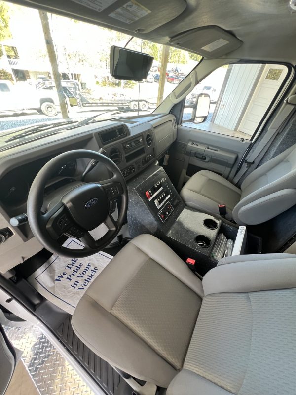 2025 Ford E450 AEV ReMAN (# 9946) - Image 9