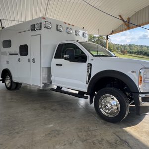 2023 Ford F450 4x4 Braun ReMAN (# 1490)