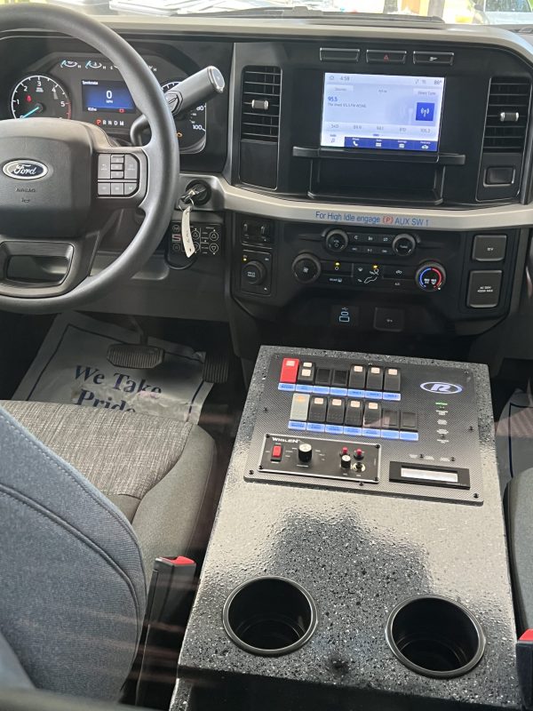 2023 Ford F450 4x4 Braun ReMAN (# 1490) - Image 9