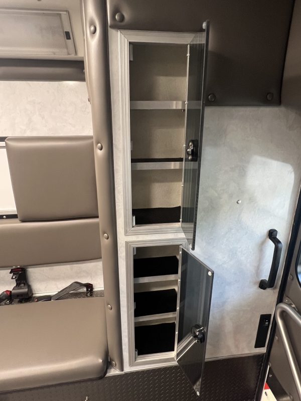2023 Ford F450 4x4 Braun ReMAN (# 1490) - Image 24