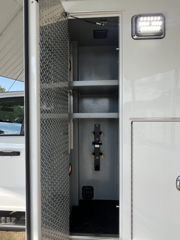 2023 Ford F450 4x4 Braun ReMAN (# 1490) - Image 27
