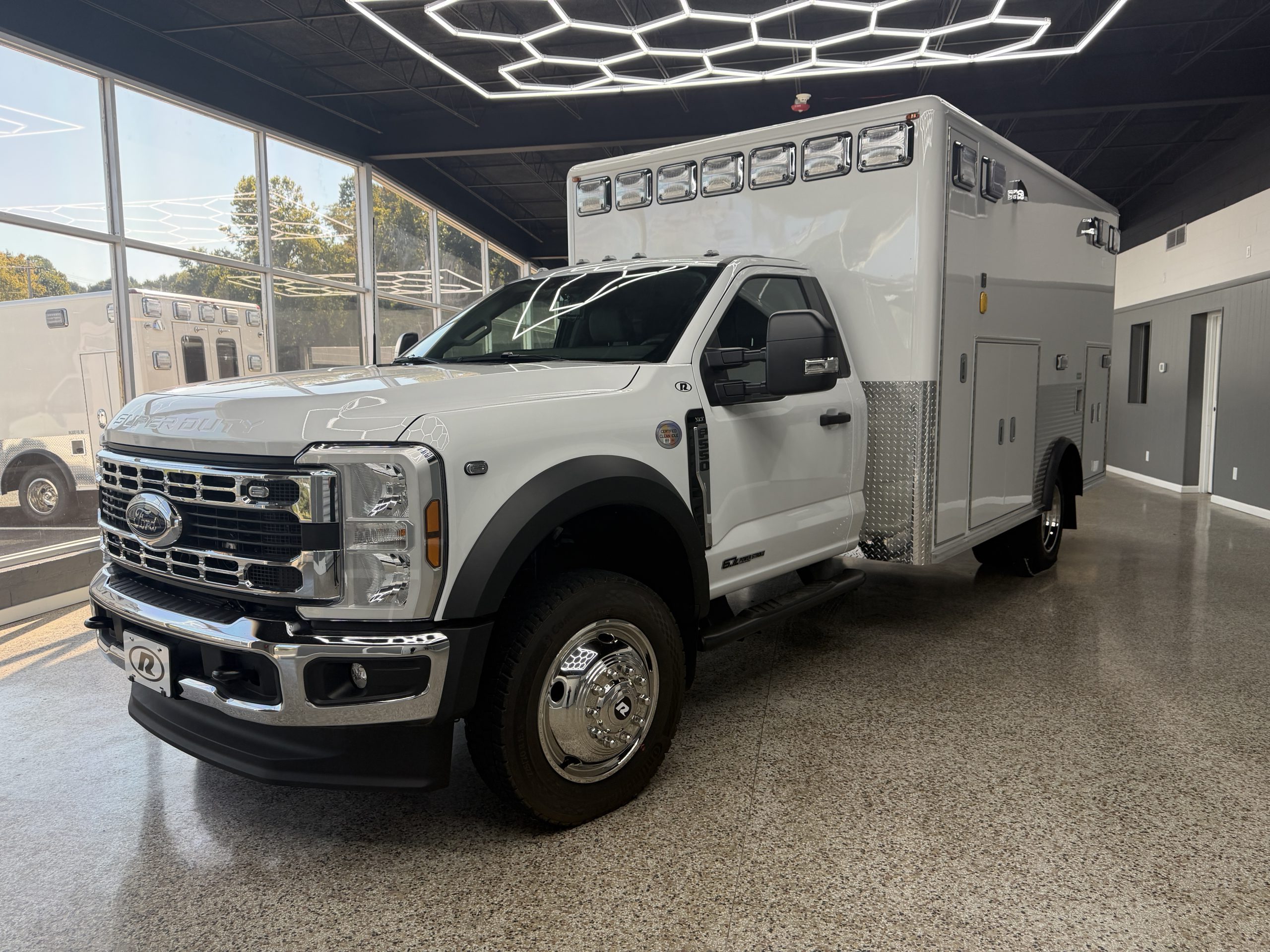 2025 Ford F550 Horton ReMAN (# 6565) - Image 3