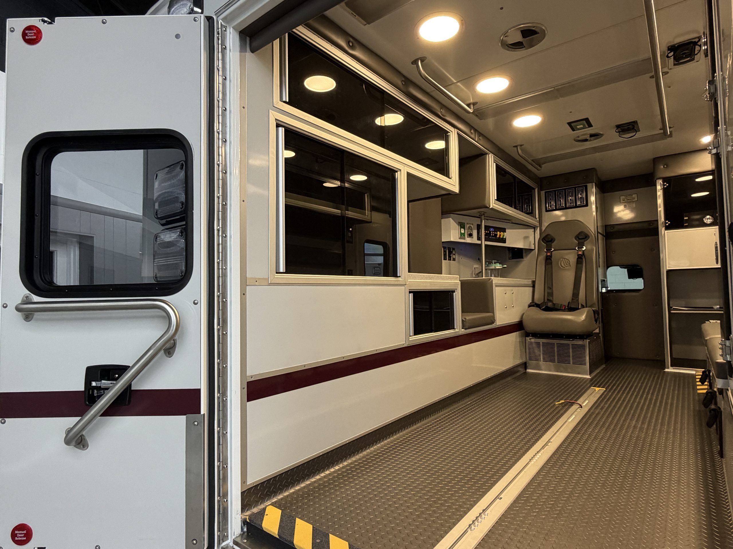 2025 Ford F550 Horton ReMAN (# 6565) - Image 10