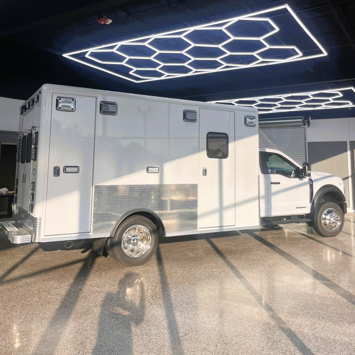 2025 Ford F550 Horton ReMAN (# 6565)