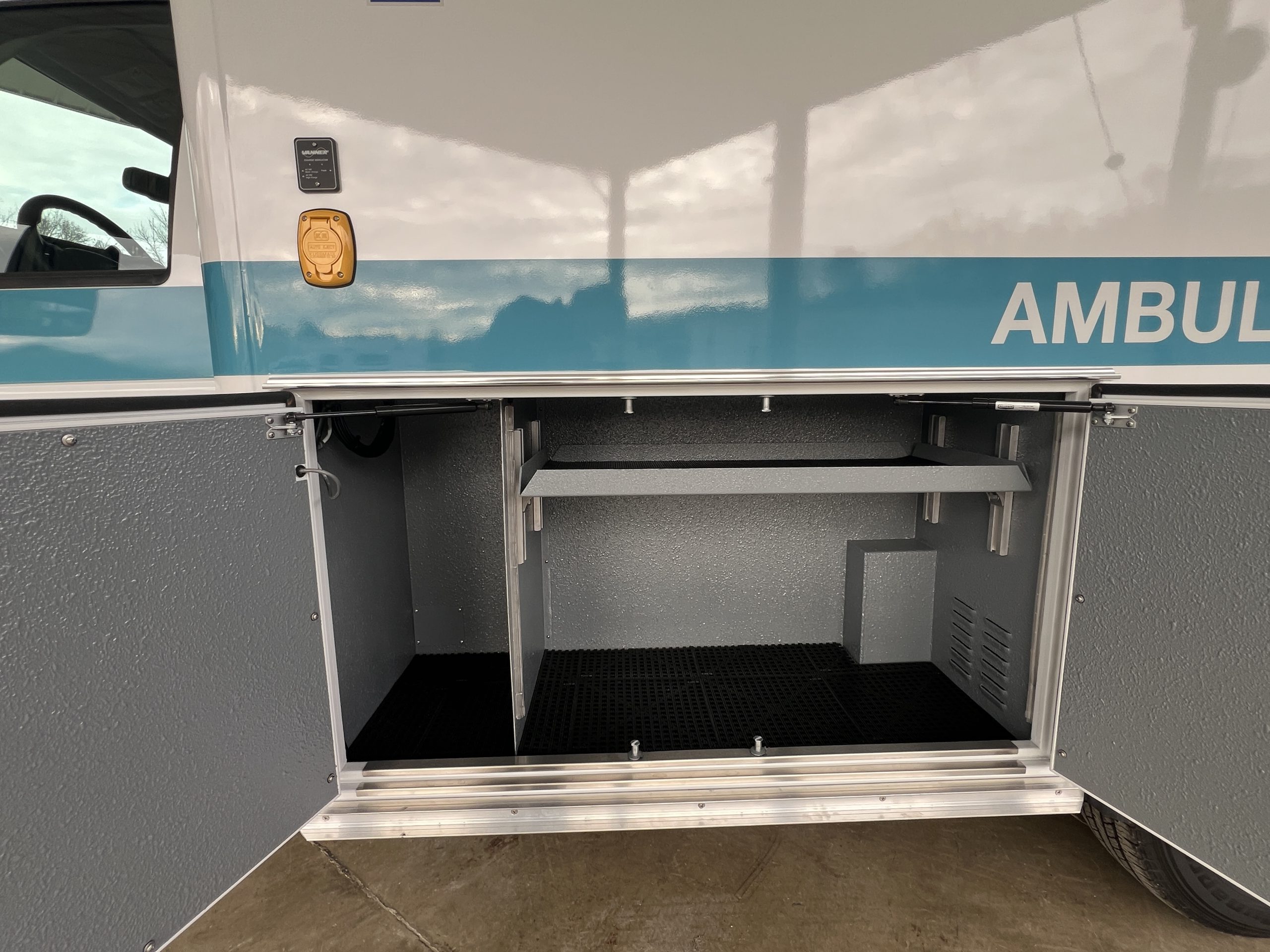 2024 Ford E350 Horton ReMAN (# 6871) - Image 7