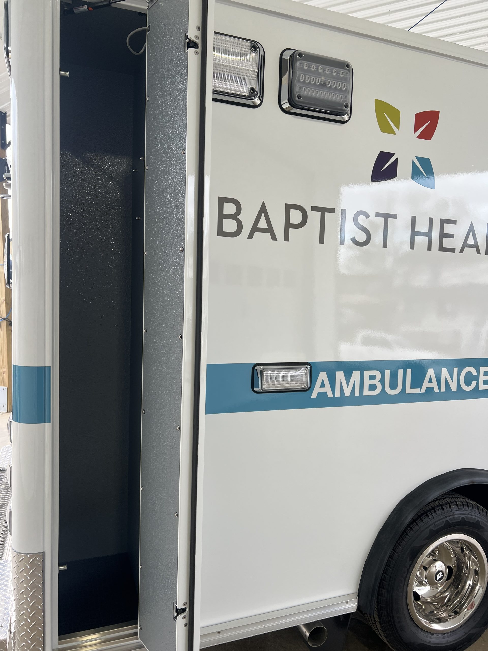 2024 Ford E350 Horton ReMAN (# 6871) - Image 9