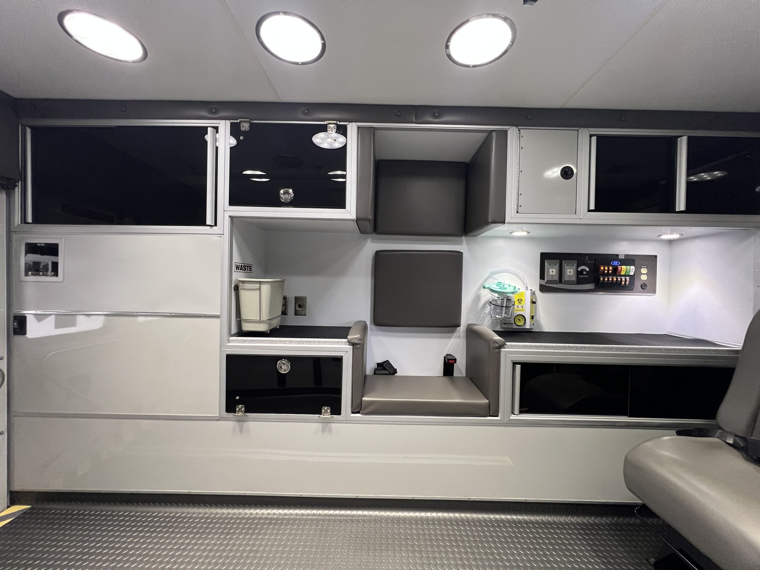 2024 Ford E350 Horton ReMAN (# 6871) - Image 13