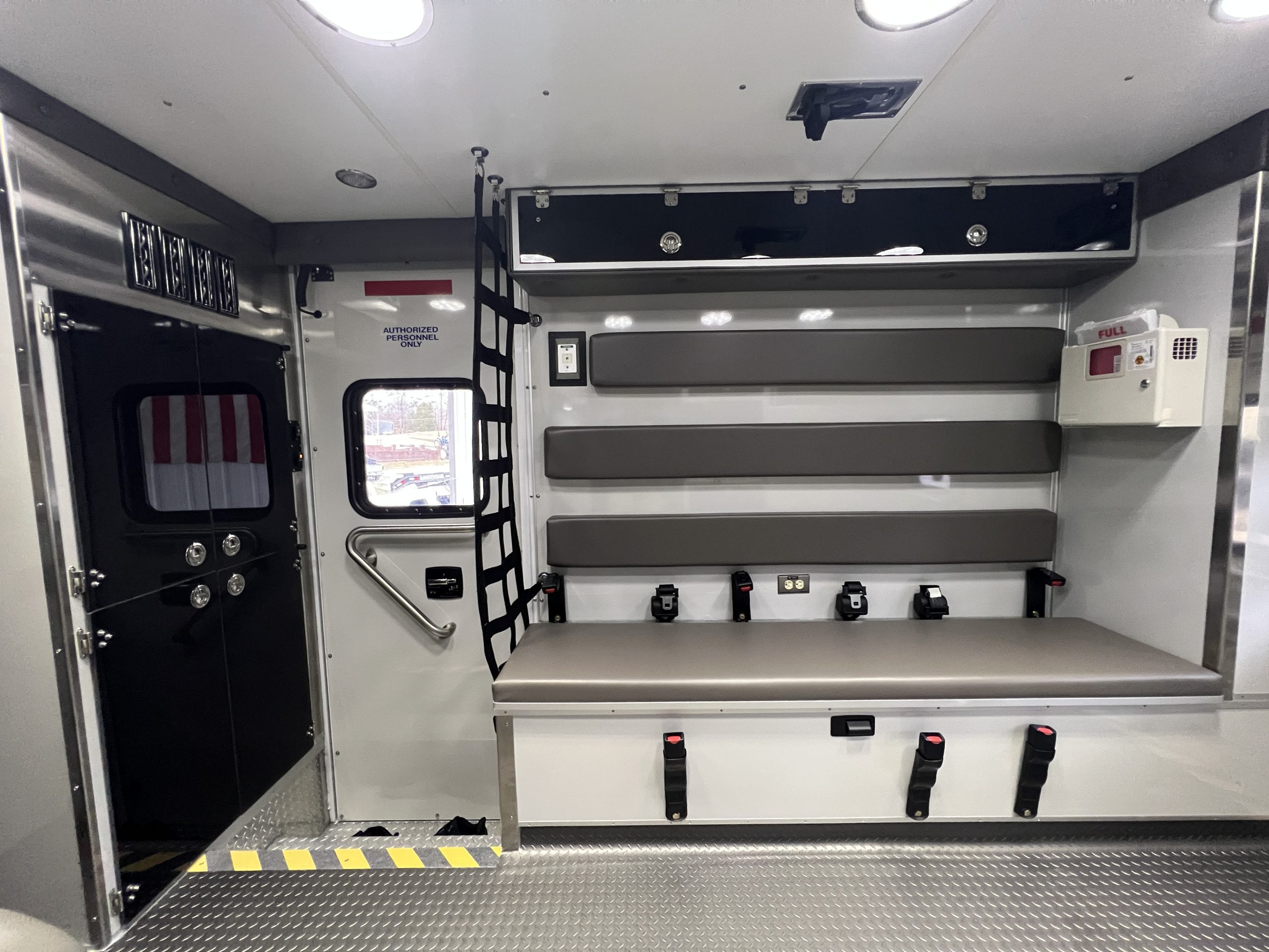 2024 Ford E350 Horton ReMAN (# 6871) - Image 15